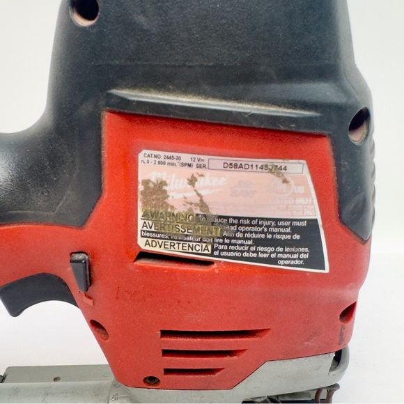Milwaukee 2445-20 M12 12V Jigsaw Tool ( Not Working, For Parts) - Picture 5 of 12